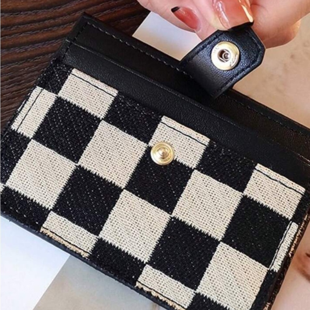 NEW Checkered Card Wallet - Picture 4 of 6